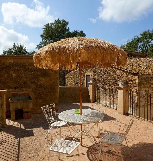 Quarto Superior com Terraço, Mas Ferrer By 123ole