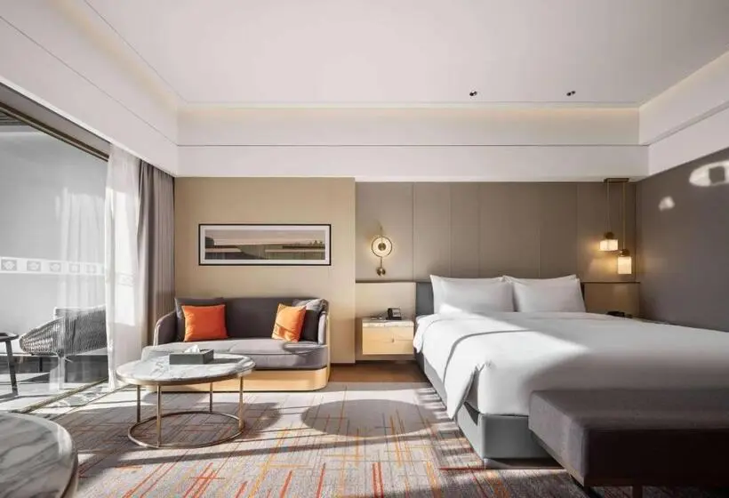 キングサイズベッドのデラックスルーム, Wyndham Grand Zhaoqing Downtown