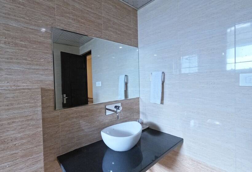 Семейный Номер, Annpurna Regency