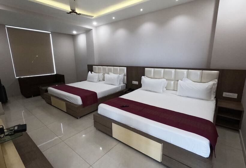 Семейный Номер, Annpurna Regency