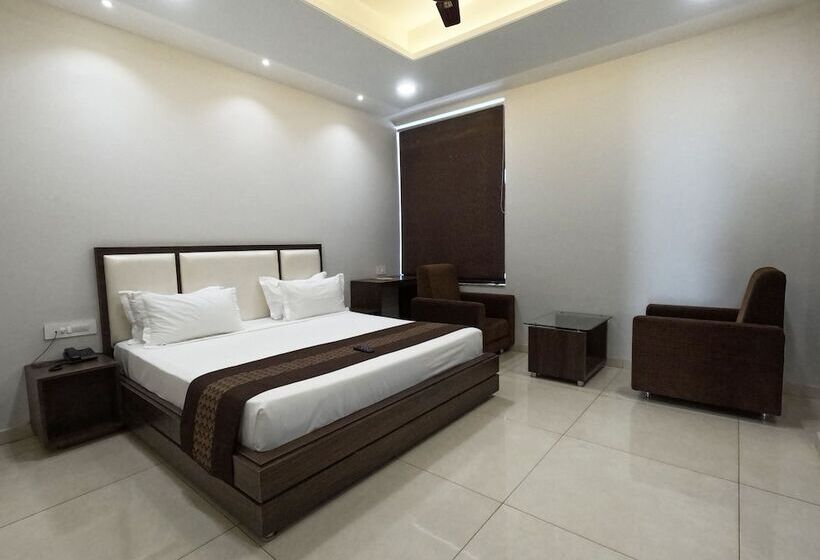 Номер Deluxe, Annpurna Regency