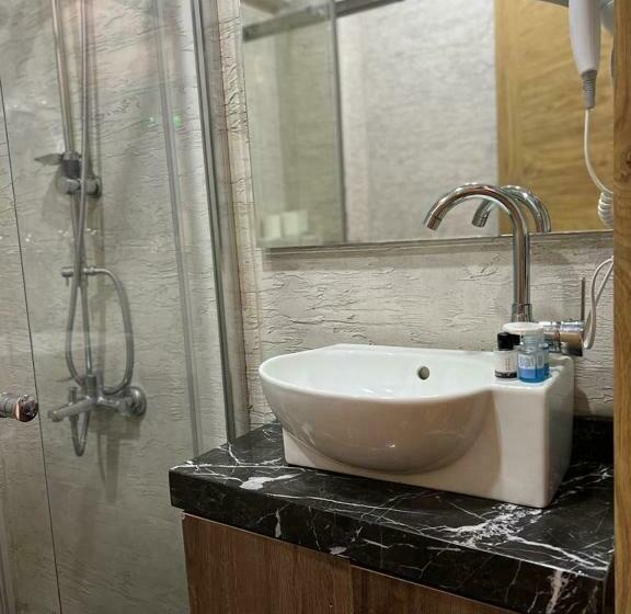 Pokój Standard, Besiktas Guest