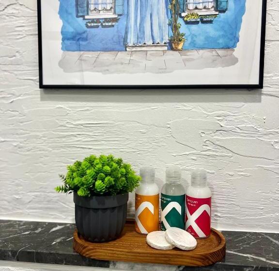 Pokój Trzyosobowy Standard z Balkonem, Besiktas Guest