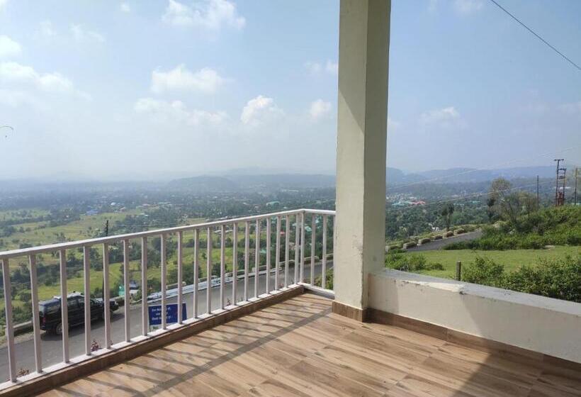 غرفة قياسية سرير كينج, Nirbana Heights