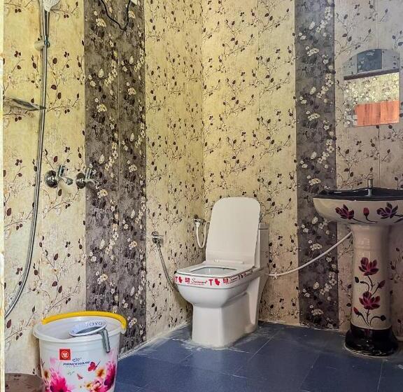 غرفة ديلوكس, Nirbana Heights