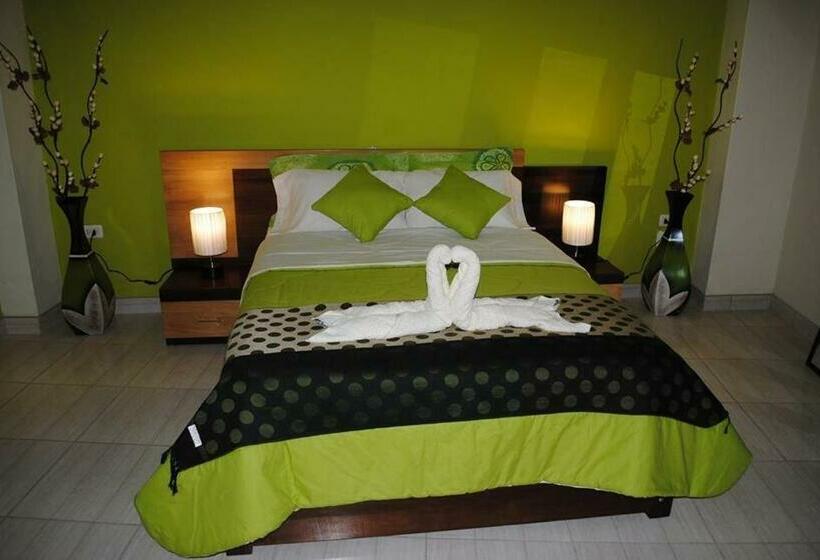 سوییت خانوادگی, Hostal Vista Del Valle