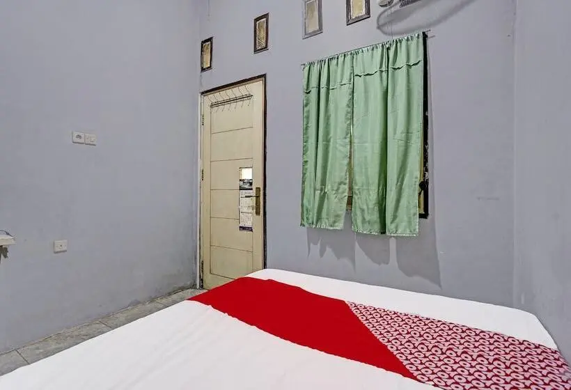 Economy-huone, Oyo 91795 Kos Jeehel Syariah