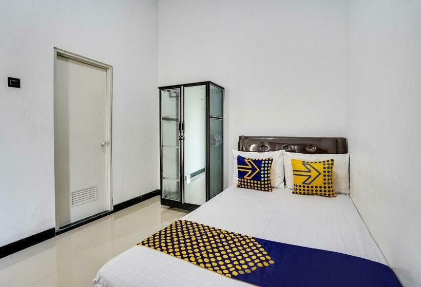 Номер Economy, Spot On 91745 Rumah Kost Gresik Syariah