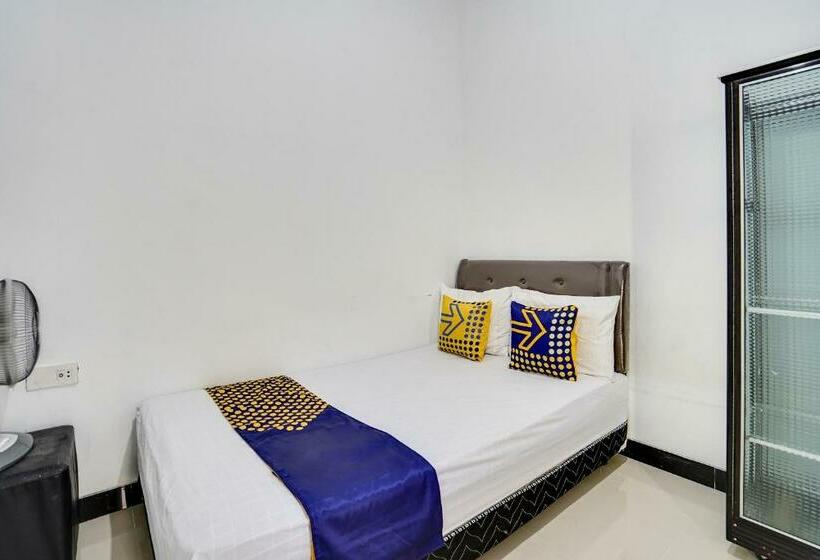 Economy Room, Spot On 91745 Rumah Kost Gresik Syariah