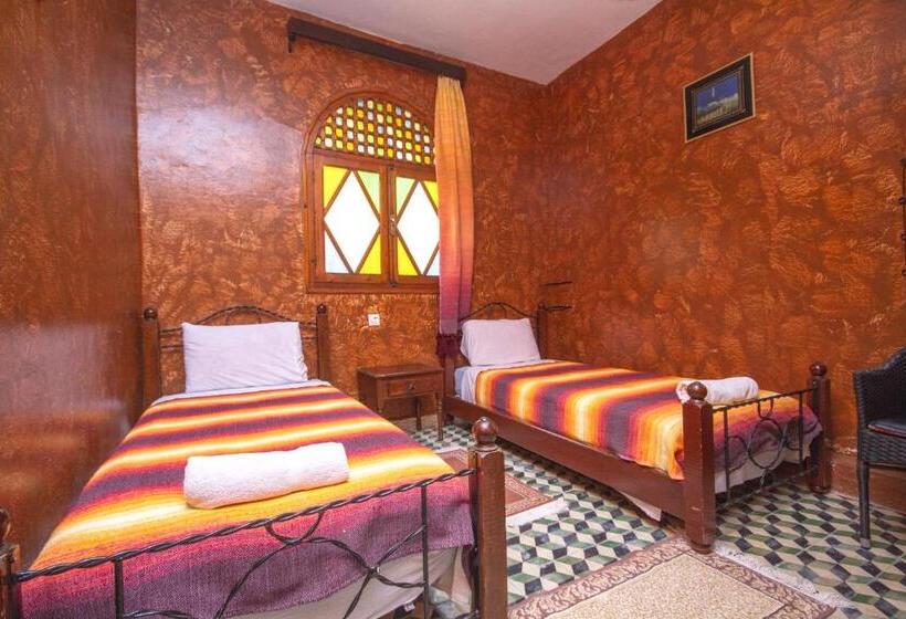 标准间带露台, Touraghine