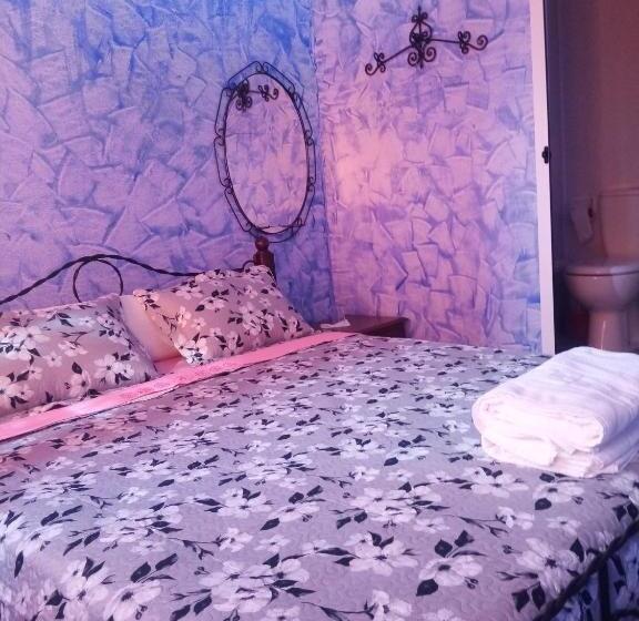 标准间带阳台, Touraghine