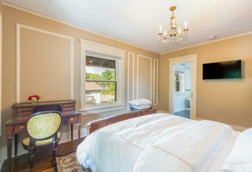 Номер Deluxe, Martha S Bed And Breakfast