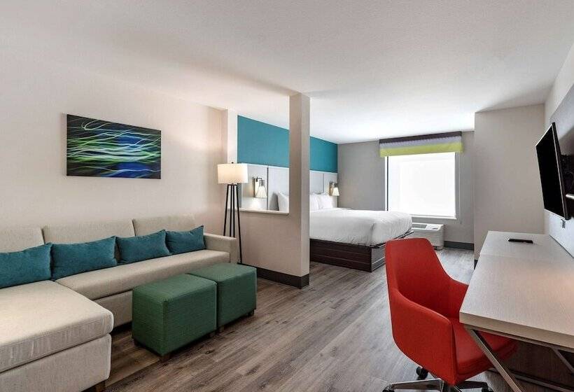 Люкс, Comfort Suites Colorado Springs East  Medical Center Area