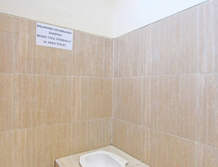 Номер Стандарт, Spot On 91709 Aster Hotel Syariah