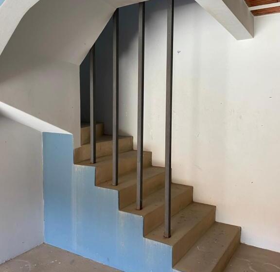 غرفة قياسية, Motel Village