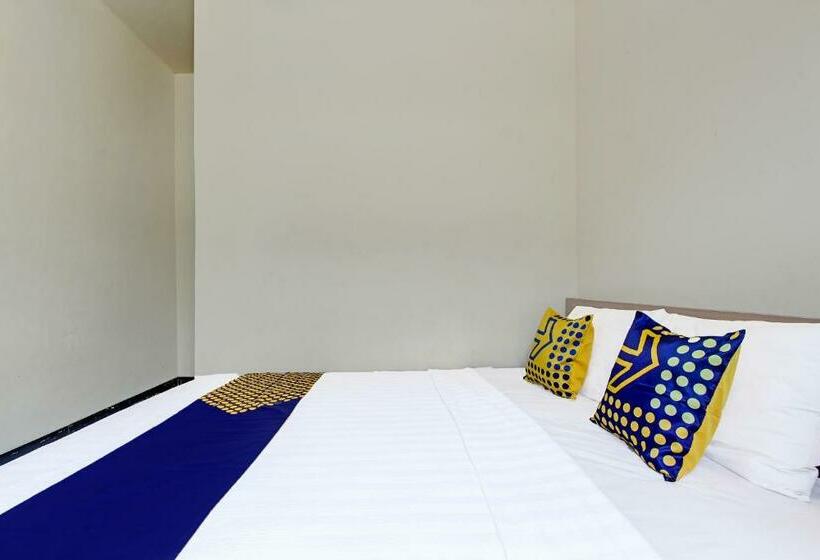 חדר סטנדרט, Spot On 91709 Aster Hotel Syariah