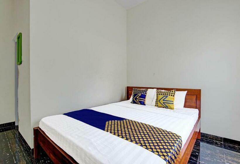 חדר סטנדרט, Spot On 91709 Aster Hotel Syariah