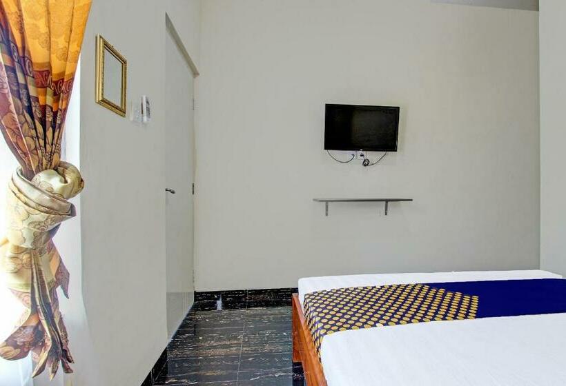 חדר סטנדרט, Spot On 91709 Aster Hotel Syariah