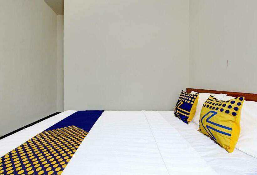 חדר סטנדרט, Spot On 91709 Aster Hotel Syariah