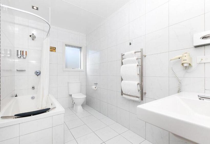 Апартаменты Deluxe 1 Спальня, Beach Street Motel Apartments