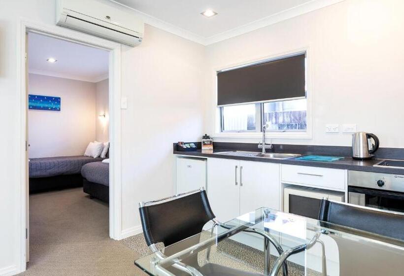 آپارتمان 2 خوابه, Beach Street Motel Apartments