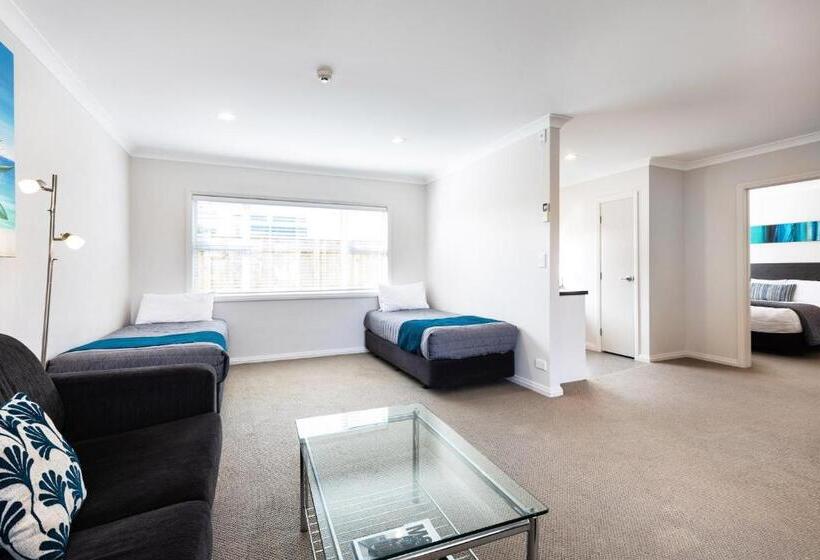 Апартаменты 2 Спальни, Beach Street Motel Apartments