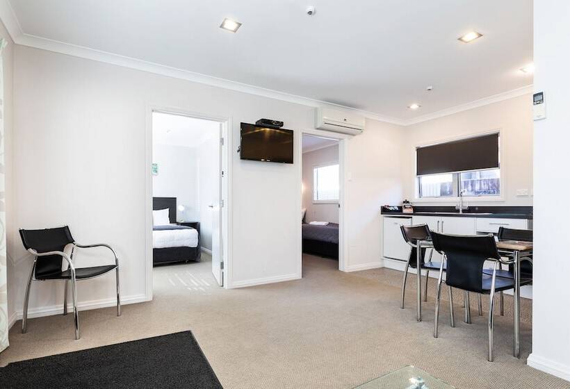 آپارتمان 2 خوابه, Beach Street Motel Apartments