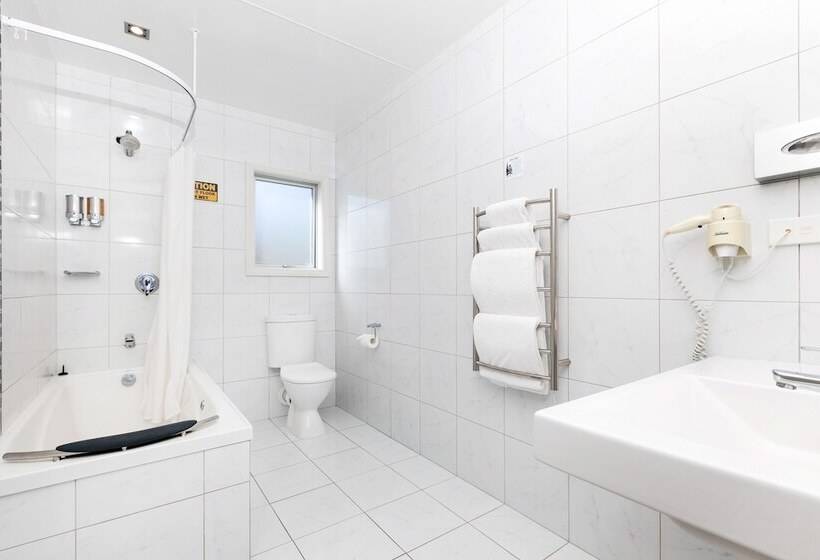 آپارتمان لوکس 1 خوابه, Beach Street Motel Apartments