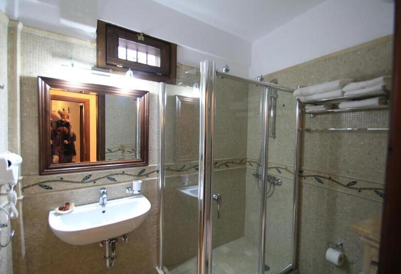 デラックスルーム, Boutique Hotel Muzaka