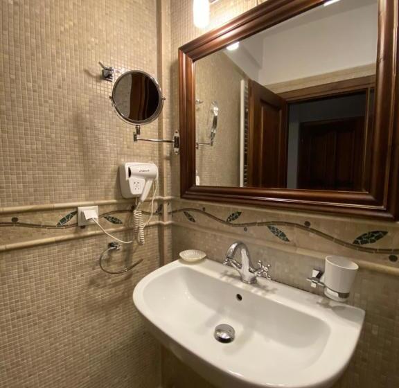 디럭스 룸, Boutique Hotel Muzaka