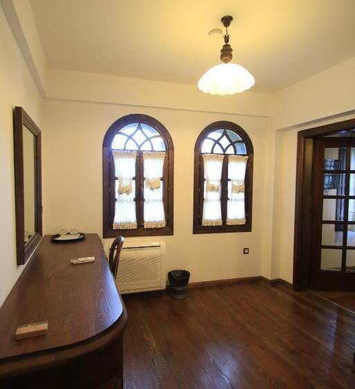 스위트, Boutique Hotel Muzaka