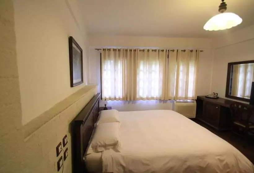 اتاق استاندارد, Boutique Hotel Muzaka