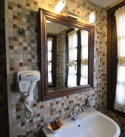 اتاق لوکس با چشم‌انداز, Boutique Hotel Muzaka