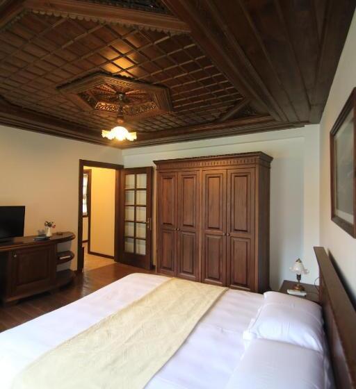 디럭스 전망 룸, Boutique Hotel Muzaka