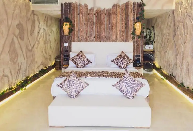 اتاق لوکس با تخت بزرگ, Caves Beach Resort Adults Only