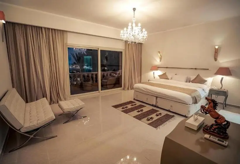 ویلای یک اتاق خوابه با استخر شنا, Caves Beach Resort Adults Only
