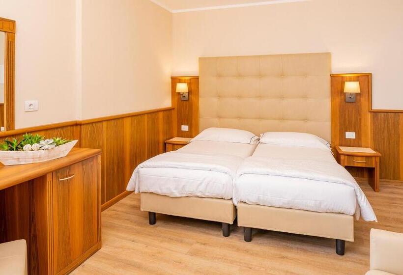 스탠다드 룸, Centrale