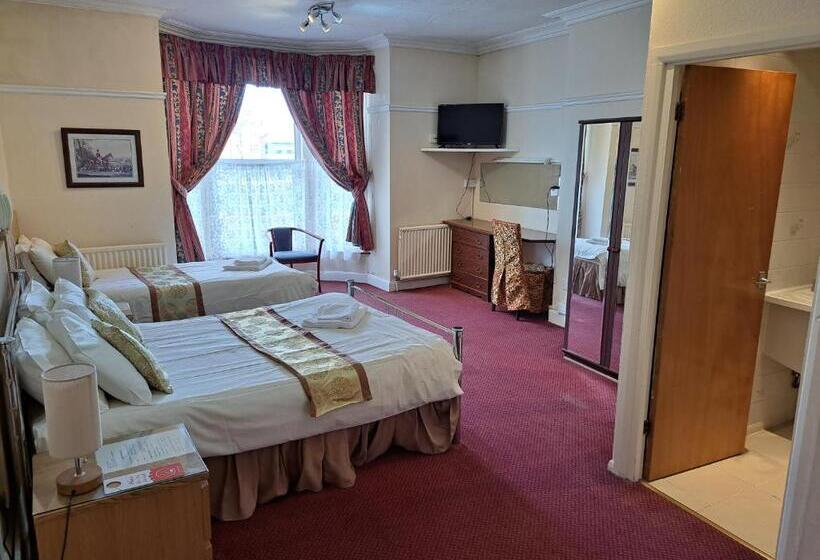 패밀리 스튜디오, Diamond House