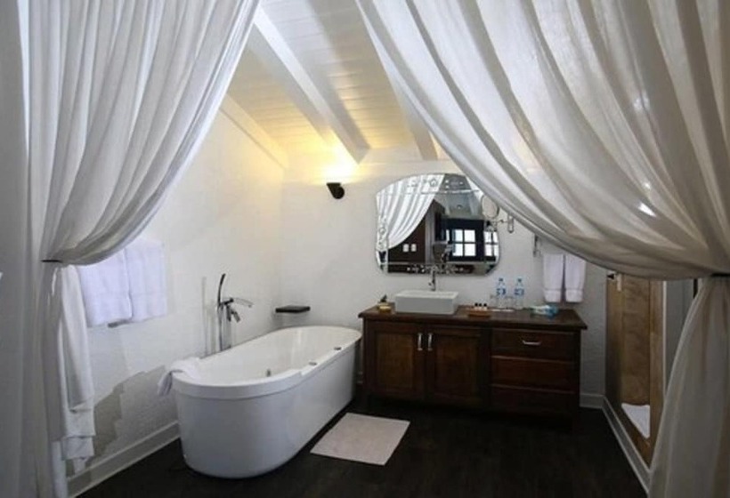 ジュニアスイート, El Mercado