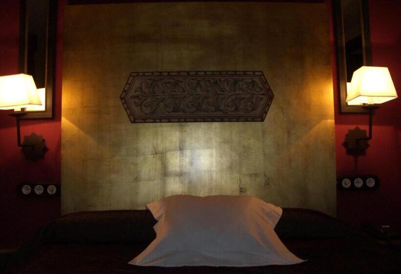 اتاق سوپریور, El Mudayyan