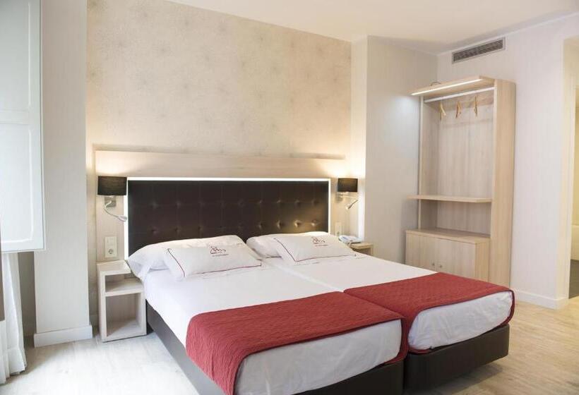 اتاق سوپریور, El Mudayyan