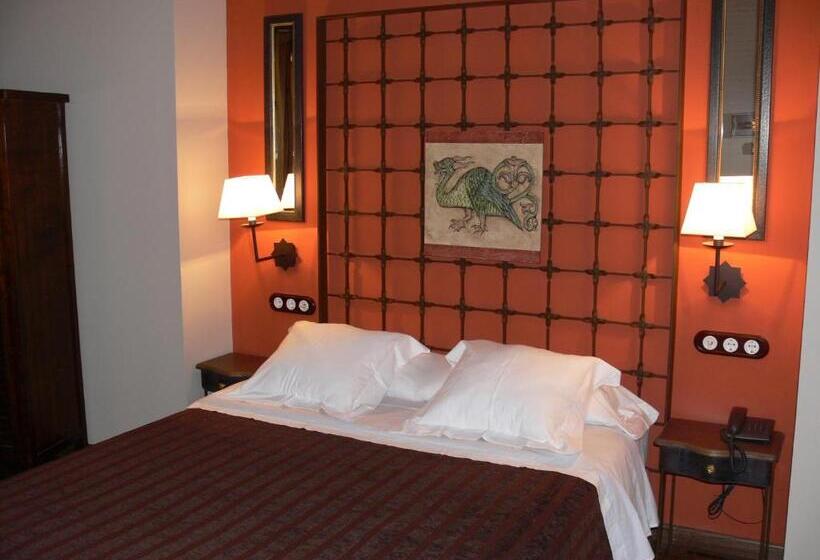 اتاق استاندارد, El Mudayyan