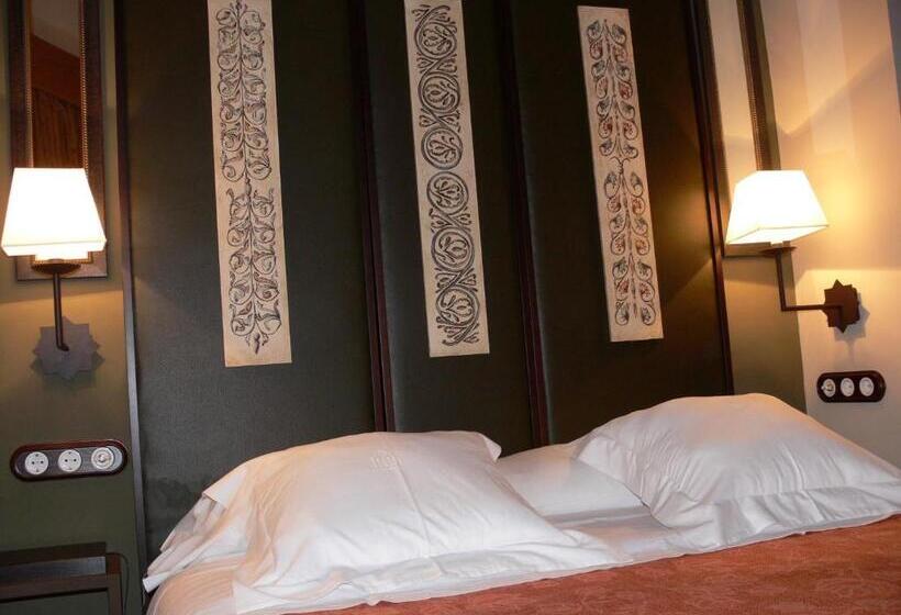 اتاق استاندارد, El Mudayyan