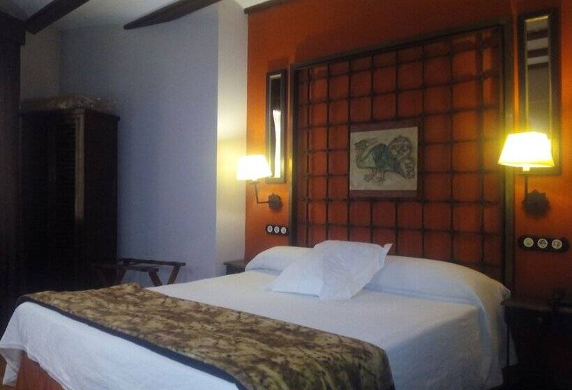 اتاق استاندارد, El Mudayyan