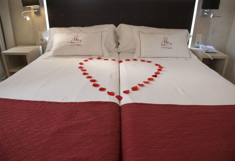 اتاق استاندارد سه نفره, El Mudayyan