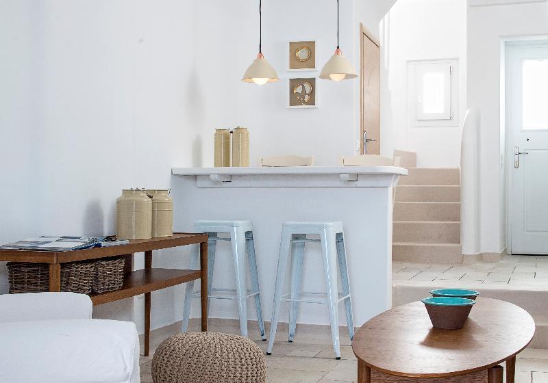 استودیوی پریمیوم, Embassy Suites Louisville Downtown