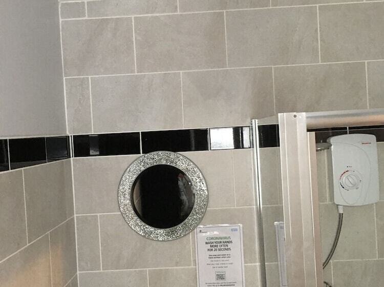 اتاق استاندارد, Glenheath