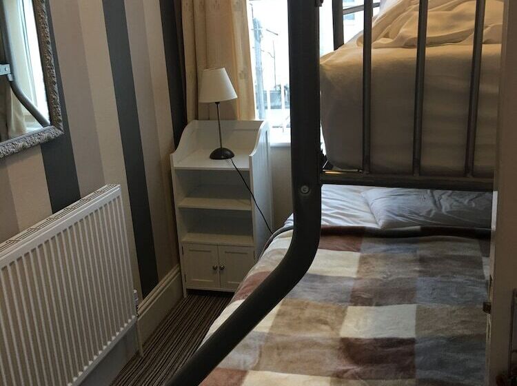 4 Bett Standardzimmer, Glenheath