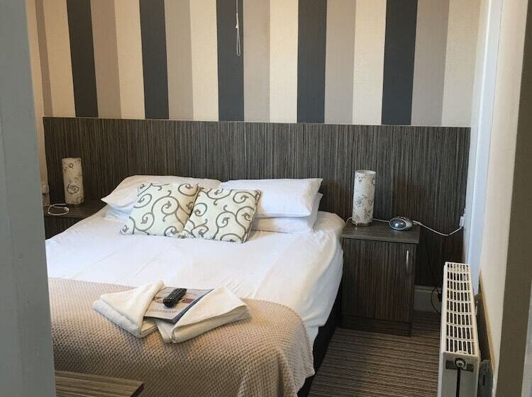 اتاق استاندارد چهار تخته, Glenheath