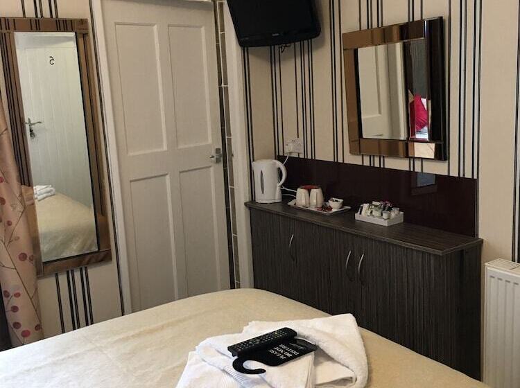 اتاق لوکس, Glenheath